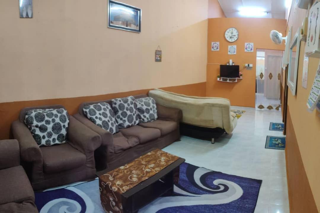 Ns Homestay Private Pool Тана Мера Екстериор снимка