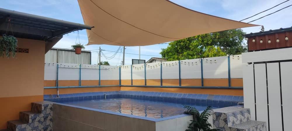 Ns Homestay Private Pool Тана Мера Екстериор снимка